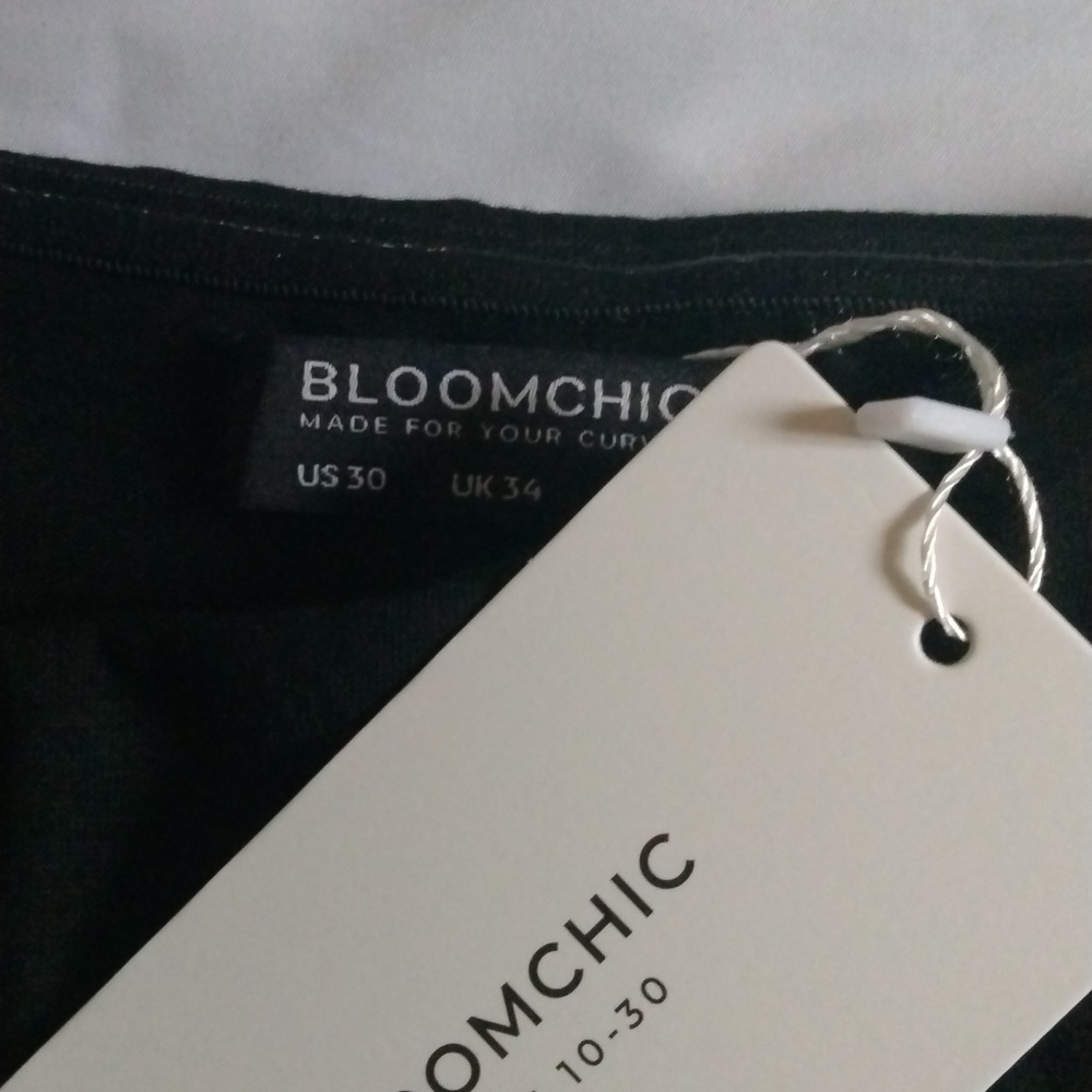 NWT BloomChic Romper Sz30 - Picture 6 of 6